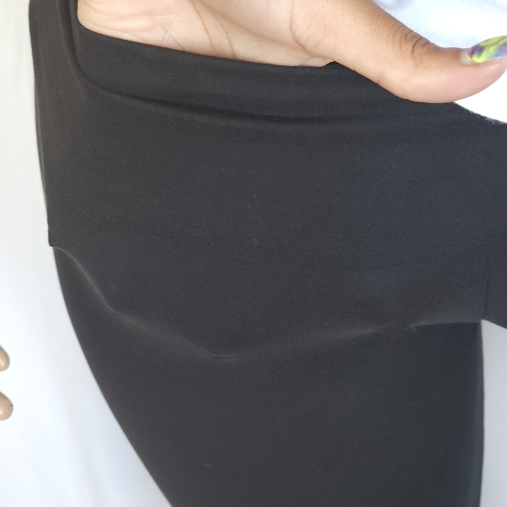 Black Buttety Soft Leggings - Picture 2 of 5